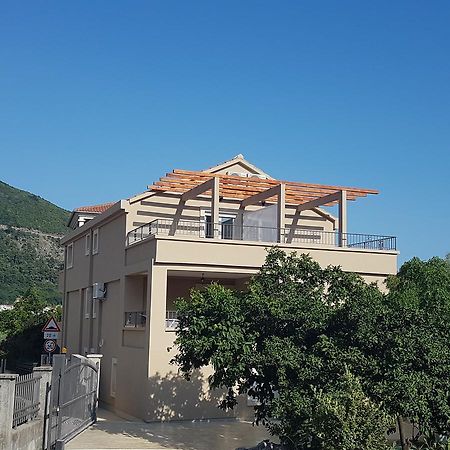 Apartments And Rooms Lijesevic Budva Exterior photo
